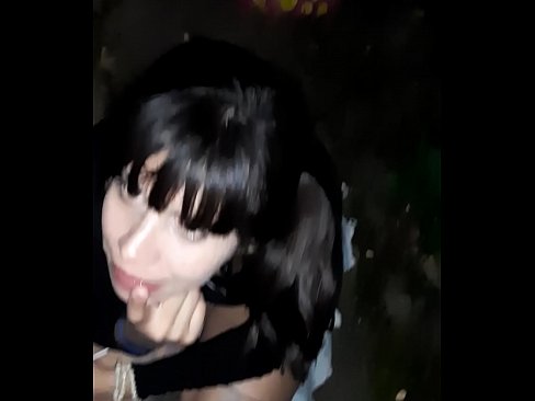 ❤️ Di jalan penis bengkak dengan imbalan permen ❤️ Porn keras pada kami